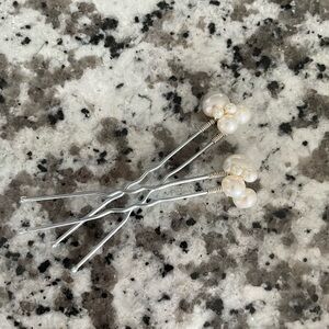 Hair pins // Pearl